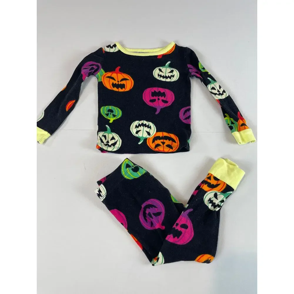 Hyde & EEK Boutique 3T Halloween Pajama Set Black with Multicolor Pumpkins